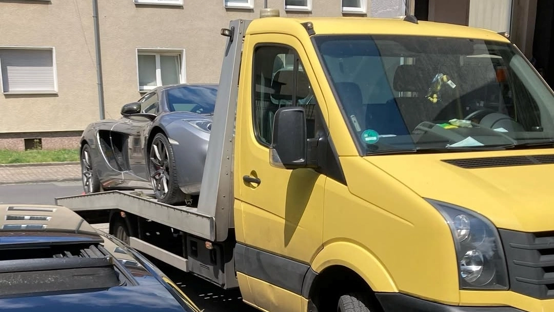 Fahrzeugtransport ergänzendes Einsatzbild